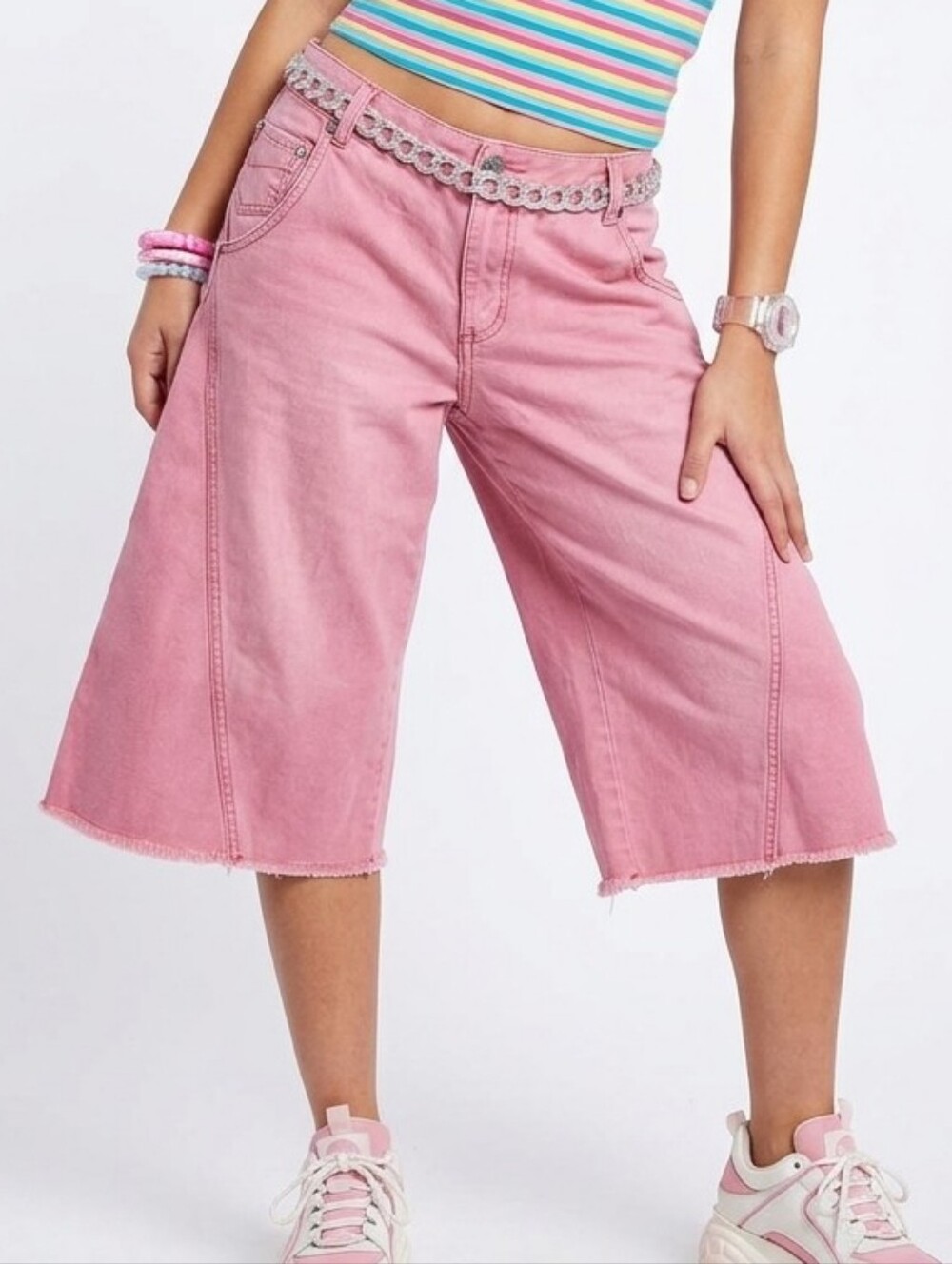 MUDD pink baggy denim shorts/jorts juniors size 9